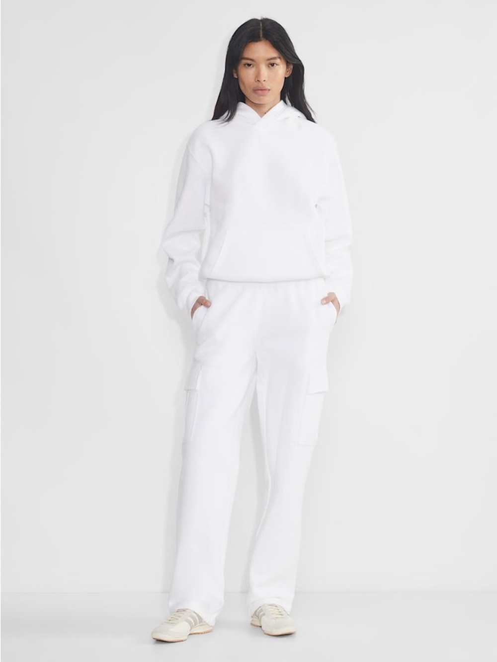 Aritiza Cozy Sweatfleece Mega Cargo™ Sweatpant